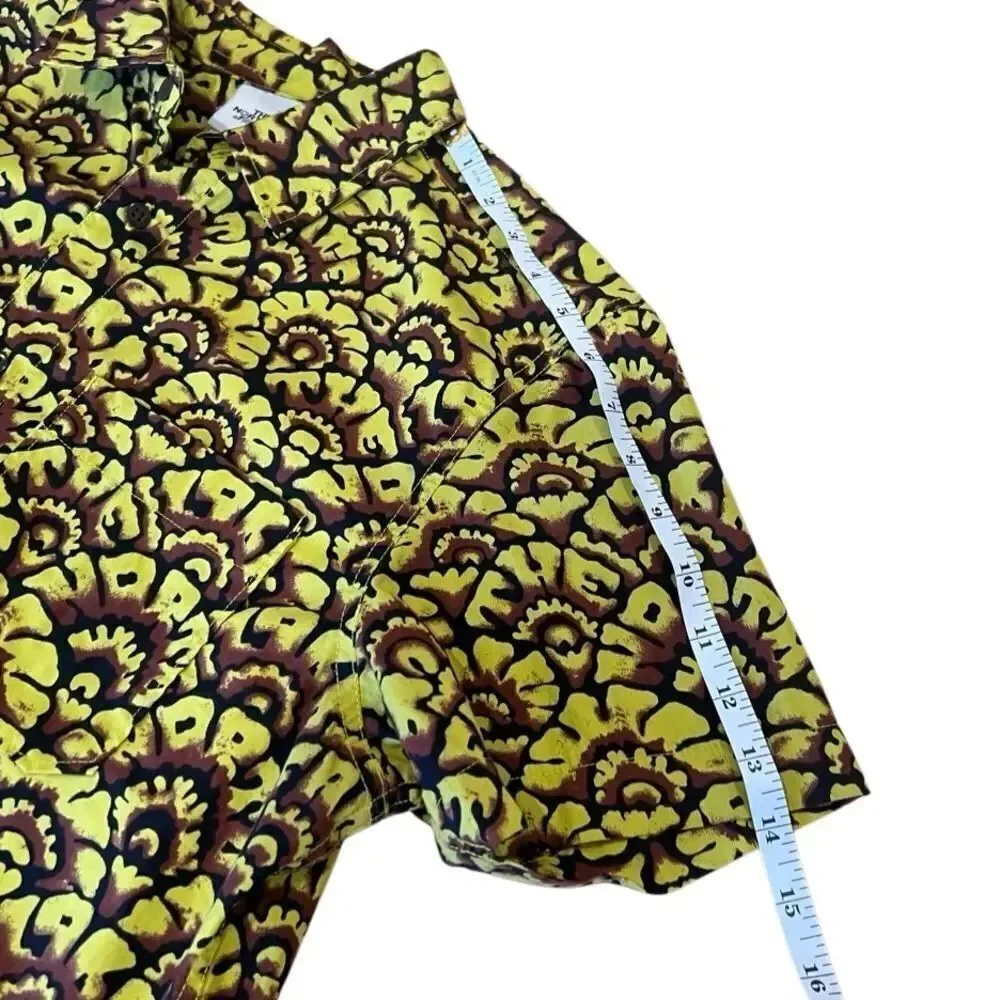 The North Face Yellow and Brown All Over Print button Shirt Size Medium
